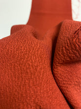 画像をギャラリービューアに読み込む, 織柄一つ紋色無地