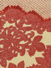 画像をギャラリービューアに読み込む, 絞り逆雲取りに菊模様【シュッケニ】