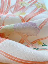 画像をギャラリービューアに読み込む, 草花模様総紗綾型地紋【シュッケニ】