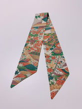 画像をギャラリービューアに読み込む, 色紙に花鳥古典模様【短より短】