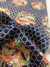 画像をギャラリービューアに読み込む, 籠目に蝶松菊橘模様総地紋【タックタイプ】