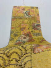 画像をギャラリービューアに読み込む, 色紙に花幾何学模様織り出し十日町紬【L】