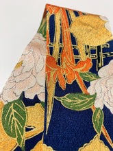 画像をギャラリービューアに読み込む, 雲に草花模様【短より短】①