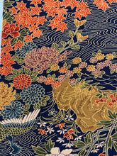 画像をギャラリービューアに読み込む, 寺院に花鳥模様【L】