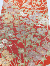 画像をギャラリービューアに読み込む, 水彩風草花模様【シュッケニ】