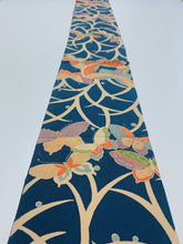 画像をギャラリービューアに読み込む, 霧芝に蝶模様【シュッケニ】