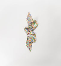 画像をギャラリービューアに読み込む, 切ばめの総草花模様【短】②