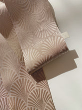 画像をギャラリービューアに読み込む, 松葉青海波模様織出し暈し色無地【短】