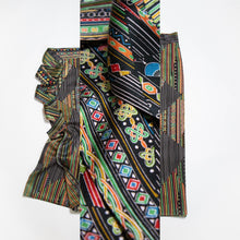 画像をギャラリービューアに読み込む, 切りばめ風縞に抽象模様