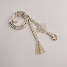 画像をギャラリービューアに読み込む, 金糸の鎌倉組締め