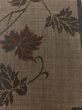 画像をギャラリービューアに読み込む, 蔦の葉模様織り出し本場泥大島紬着物(5マルキ)【シュッケニ】