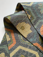 画像をギャラリービューアに読み込む, 花亀甲模様総地紋【短】②