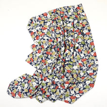 画像をギャラリービューアに読み込む, 水彩総椿模様【タックタイプ】