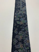 画像をギャラリービューアに読み込む, 菊に楓模様織り出し本場泥大島紬5マルキ【S】