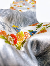 画像をギャラリービューアに読み込む, 松竹梅に秋草模様【タックタイプ】