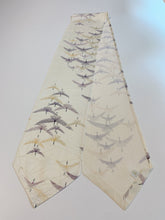 画像をギャラリービューアに読み込む, 抽象鳥模様総地紋【長】