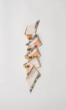 画像をギャラリービューアに読み込む, 【短】古典短冊模様に総梅地紋