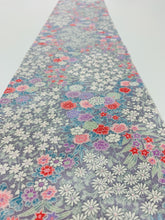 画像をギャラリービューアに読み込む, 青灰に総草花模様【シュッケニ】