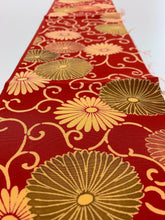 画像をギャラリービューアに読み込む, 菊唐草模様【シュッケニ】