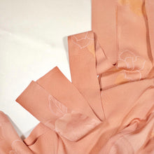 画像をギャラリービューアに読み込む, 点地紋に大花模様【ギャザータイプ】