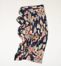 画像をギャラリービューアに読み込む, 扇面に疋田・草花模様【シュッケニ】