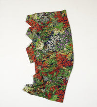 画像をギャラリービューアに読み込む, 唐風景に松楓菊模様【シュッケニ】