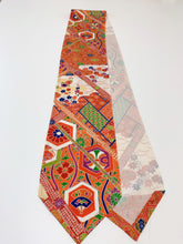 画像をギャラリービューアに読み込む, 斜め縞に亀甲楓梅菊尽くし模様【長】