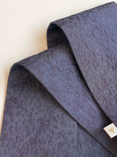 画像をギャラリービューアに読み込む, 作家物・抽象模様織出し暈し無地着物【短】