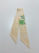 画像をギャラリービューアに読み込む, 総鶴地紋に線花模様②