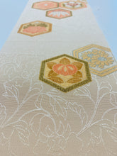 画像をギャラリービューアに読み込む, 亀甲草花模様に総花葉地紋【シュッケニ】