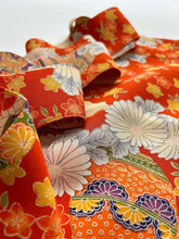 画像をギャラリービューアに読み込む, 花瓶に菊・牡丹模様【シュッケニ】