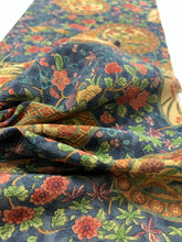 画像をギャラリービューアに読み込む, 草木染絵皿に草花・時代人物模様(証紙あり)【シュッケニ】※丈76㎝