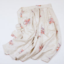 画像をギャラリービューアに読み込む, 金通しに扇に牡丹模様総扇地紋【タックタイプ】