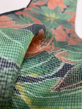 画像をギャラリービューアに読み込む, 葉模様織り出し西陣お召着物