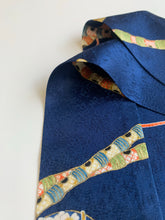 画像をギャラリービューアに読み込む, 花鼓に横笛模様【短】①