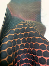 画像をギャラリービューアに読み込む, 亀甲模様織り出し模様