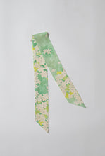 画像をギャラリービューアに読み込む, 【短】総蔦葉地紋に草花模様