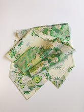 画像をギャラリービューアに読み込む, 御所車に草花模様【長】