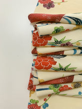 画像をギャラリービューアに読み込む, 流水に寺塔草花模様【タックタイプ】