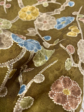 画像をギャラリービューアに読み込む, 枝梅模様【L】