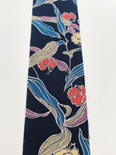 画像をギャラリービューアに読み込む, 抽象草花模様【シュッケニ】