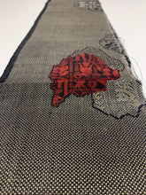 画像をギャラリービューアに読み込む, 変わり色紙に抽象画模様織り出し本場泥大島紬(5マルキ)