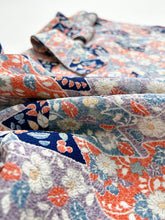 画像をギャラリービューアに読み込む, 松皮菱に花模様