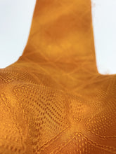 画像をギャラリービューアに読み込む, 暈しに檸格子総地紋