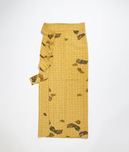 画像をギャラリービューアに読み込む, 破れ色紙に花更紗模様