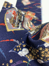 画像をギャラリービューアに読み込む, 色紙に花古典柄模様