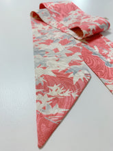 画像をギャラリービューアに読み込む, 流水地紋に枝葉模様