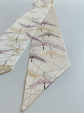 画像をギャラリービューアに読み込む, 抽象鳥模様総地紋【短】