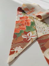 画像をギャラリービューアに読み込む, 片輪車に枝梅菊牡丹模様【短】①⚠️黒筋汚れあり