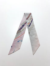 画像をギャラリービューアに読み込む, 組紐に短冊花古典柄模様総地紋